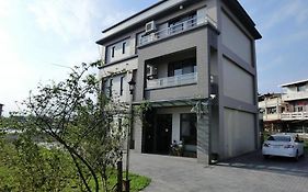 Love Play House Hotel Yilan Exterior photo