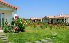 Hotel Budoni Beach Exterior photo