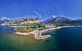 Hotel Lido Blu - Surf & Bike Torbole Sul Garda Exterior photo