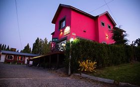 Flores Patagonicas Cabanas El Calafate Exterior photo