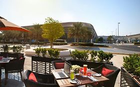 Capital Centre Arjaan by Rotana Aparthotel Abu Dhabi Exterior photo