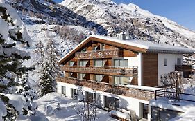 Hotel Plateau Rosa Zermatt Exterior photo