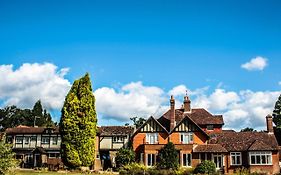 Gatton Manor Hotel Ockley Exterior photo