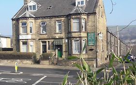 Kirk Lea Bed and Breakfast Halifax Exterior photo