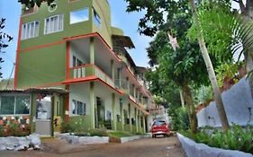 Kozee Kaves Hotel Yelagiri Exterior photo