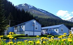 The Tides Inn Seward Exterior photo