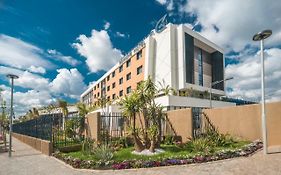 Golden Tulip Royaume Hotel Algiers Exterior photo