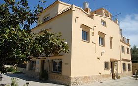 Hostal El Callejon Hotel Tarragona Exterior photo