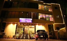 Premier Inn Gulberg Lahore Exterior photo