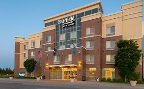 Fairfield Inn & Suites By Marriott Wichita Downtown Exterior photo