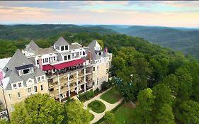 The Crescent Hotel And Spa Eureka Springs Exterior photo