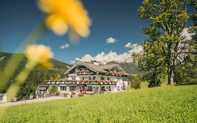 Landhaus & Ferienwohnungen Bergrast Ramsau am Dachstein Exterior photo