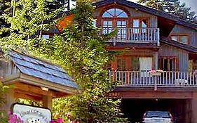 Inn At Clifftop Lane Bed And Breakfast Whistler Exterior photo