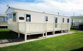 Caravan Retreats Hotel Conwy Exterior photo