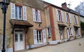 La Maison D'Hotes De Toucy Hotel Exterior photo