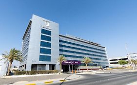 Premier Inn Abu Dhabi Airport Business Park Exterior photo