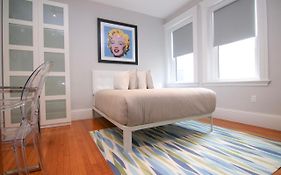 A Stylish Stay W/ A Queen Bed, Heated Floors.. #31 Brookline Exterior photo