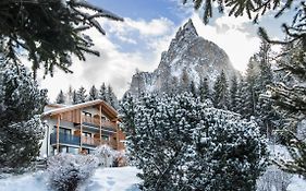 Hotel Waldrast Dolomiti Seis am Schlern Exterior photo