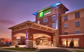 Holiday Inn Express & Suites Overland Park, An Ihg Hotel Exterior photo