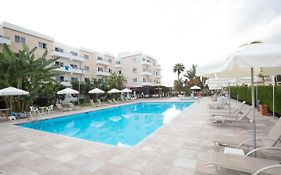 DebbieXenia Hotel Apartments Paralimni Exterior photo