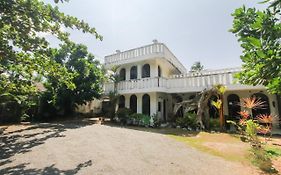 Oyo 459 Barasti Beach Resort Kalutara Exterior photo