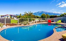 Kaikoura Top 10 Holiday Park Hotel Exterior photo