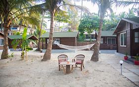 Silent Beach Resort Mandrem Exterior photo