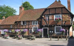 The Plume Of Feathers Hotel Farnham  Exterior photo