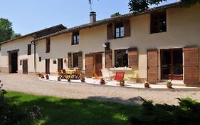 Ferme Passion Bed and Breakfast Saint-Trivier-sur-Moignans Exterior photo