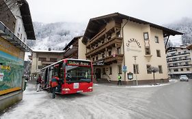 Hotel Untermetzger Zell am Ziller Exterior photo