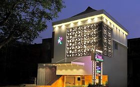 Park Residency Kodungallur Hotel Thrissur Exterior photo