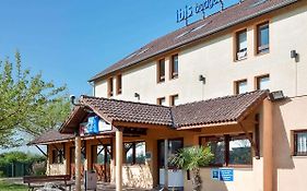 Hotel Ibis Budget Lyon Sud Saint-Fons A7 Exterior photo