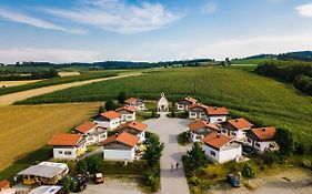 Vital Camp Bayerbach Hotel Exterior photo