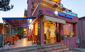 Family Hotel Jemelly Obzor Exterior photo