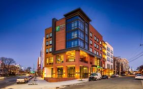 Holiday Inn Express & Suites - Charlotte - South End, An Ihg Hotel Exterior photo