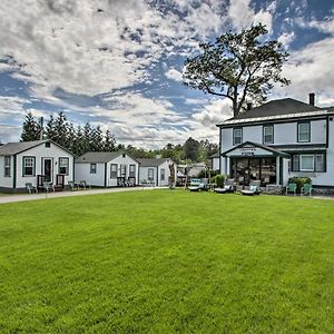 Charming Laconia Cottage Walk To Weirs Beach Exterior photo