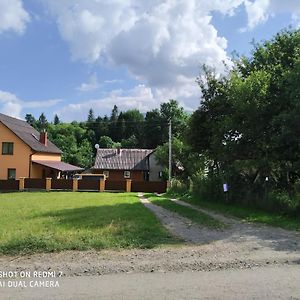 У Дядька Pension Pilipets Exterior photo