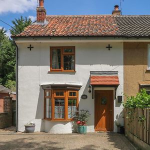 Willow Cottage Watton Exterior photo