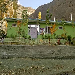 Manokur E Bassa Hotel Karimabad  Exterior photo