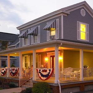 Skaneateles Boutique Hotel Exterior photo