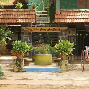 Green's Guest House Auroville Exterior photo