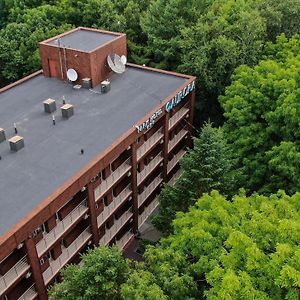 Aurora Park Hotel Vladivostok Exterior photo