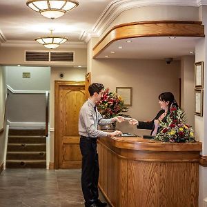 Gullane'S Hotel Ballinasloe Exterior photo