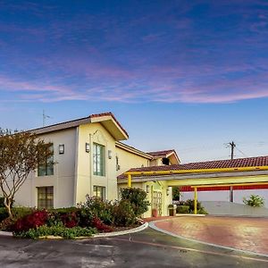 Red Roof Inn Plano Exterior photo