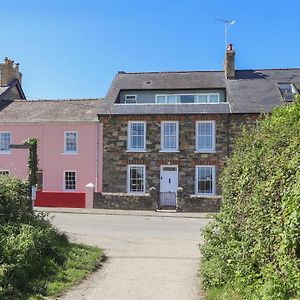 Neverndale Villa Newport  Exterior photo