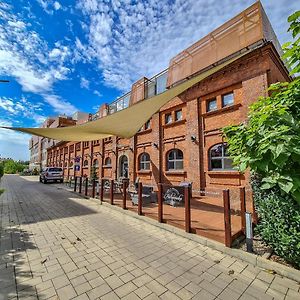 Antoninska Hotel & Apartamenty Leszno  Exterior photo