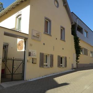 Gaestehaus Steinmuehle Hotel Osthofen Exterior photo