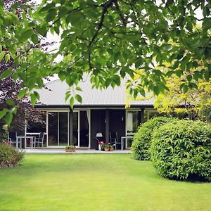 Marchmont Gardens Bed and Breakfast Hanmer Springs Exterior photo