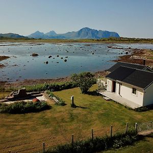 Bird View Lofoten Villa Bostad Exterior photo