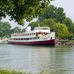 De Logeerboot Dordrecht Bed and Breakfast Exterior photo